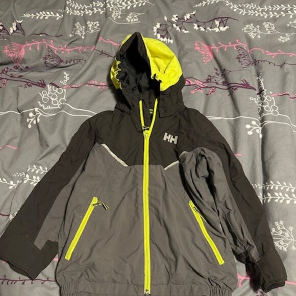 Helly Hansen Size 6 childrens jacket - Picture 1 of 3